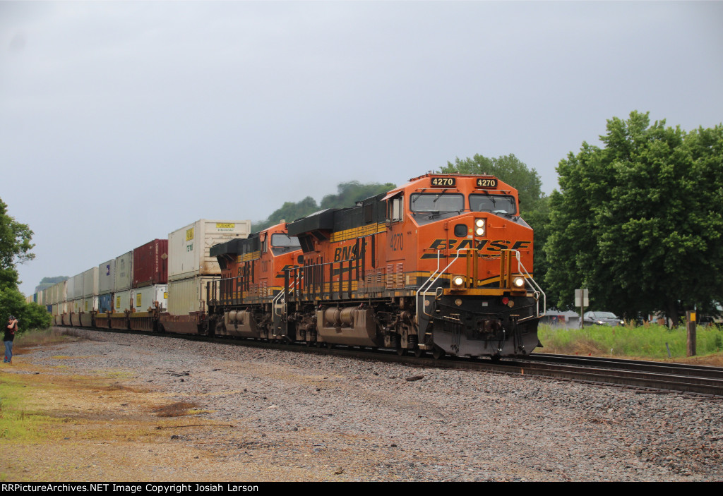 BNSF 4270 East